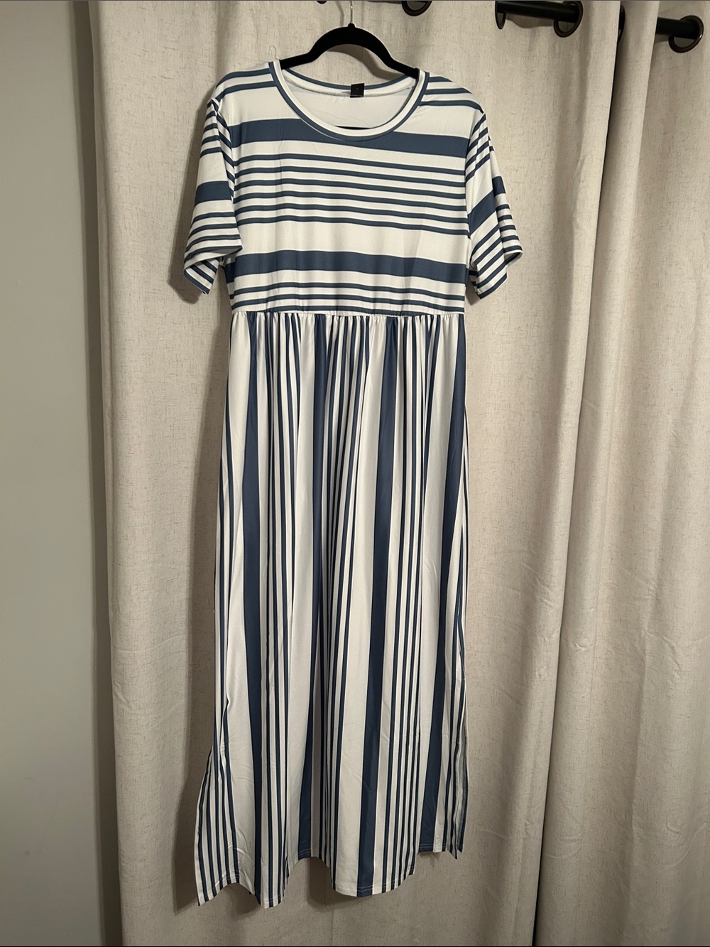 SHEIN Blue and White Striped Short-Sleeve Maxi Dress